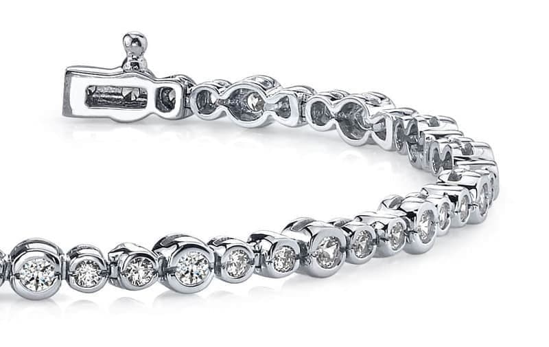 The Half Bezel Diamond Bracelet