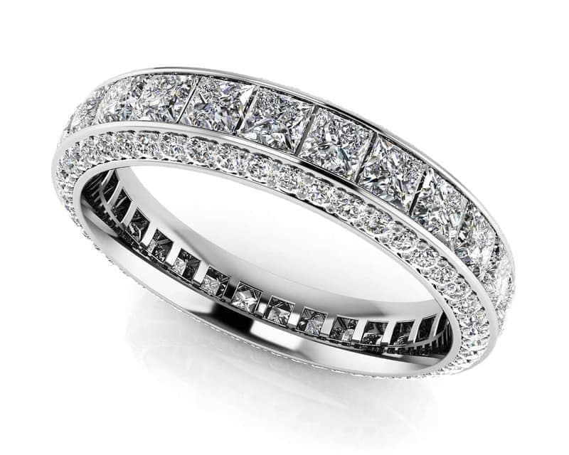 PRINCESS WITH SIDE STONES