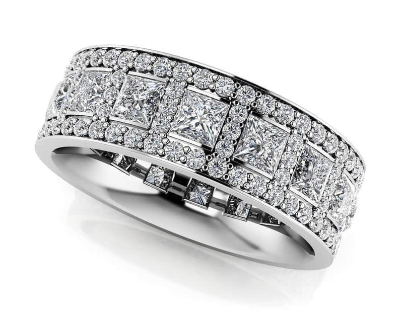 RED CARPET SPARKLES ETERNITY RING