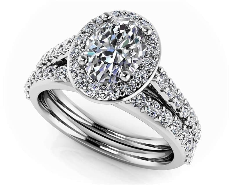 Forever Love Oval Diamond And Halo Bridal Set