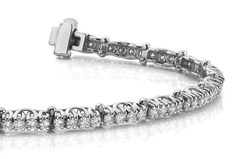 Loop Design Diamond Bracelet