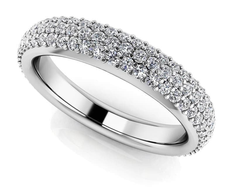 ROUND DIAMOND PAVE SETTING